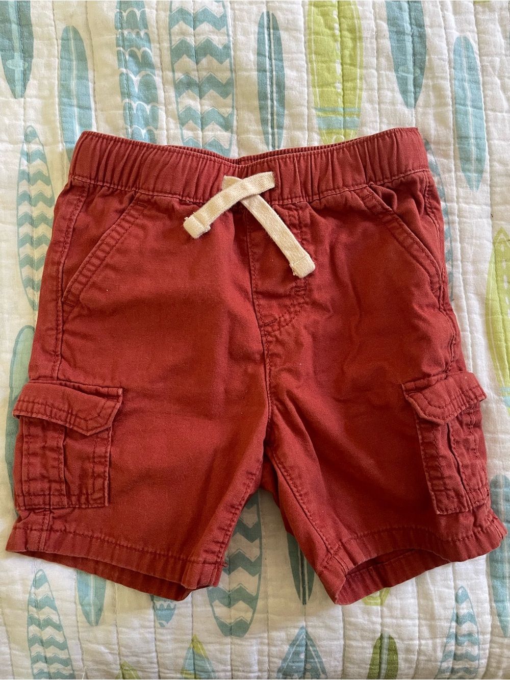 Wonder Nation 2T Boys Shorts
Rust Red
Worn but good condition